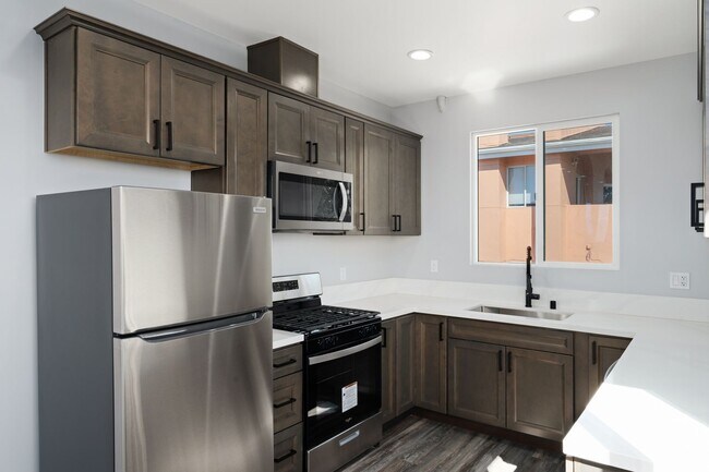 Foto del edificio - Brand New 2 Bedroom / 1 Bath Home | Ocean ...