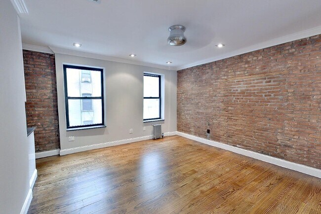 Foto del edificio - 338 E 100th St