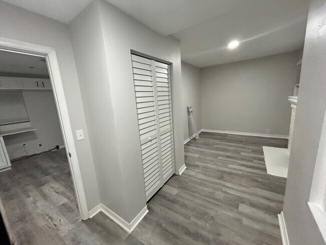 Foto del edificio - 1441 E 14th St