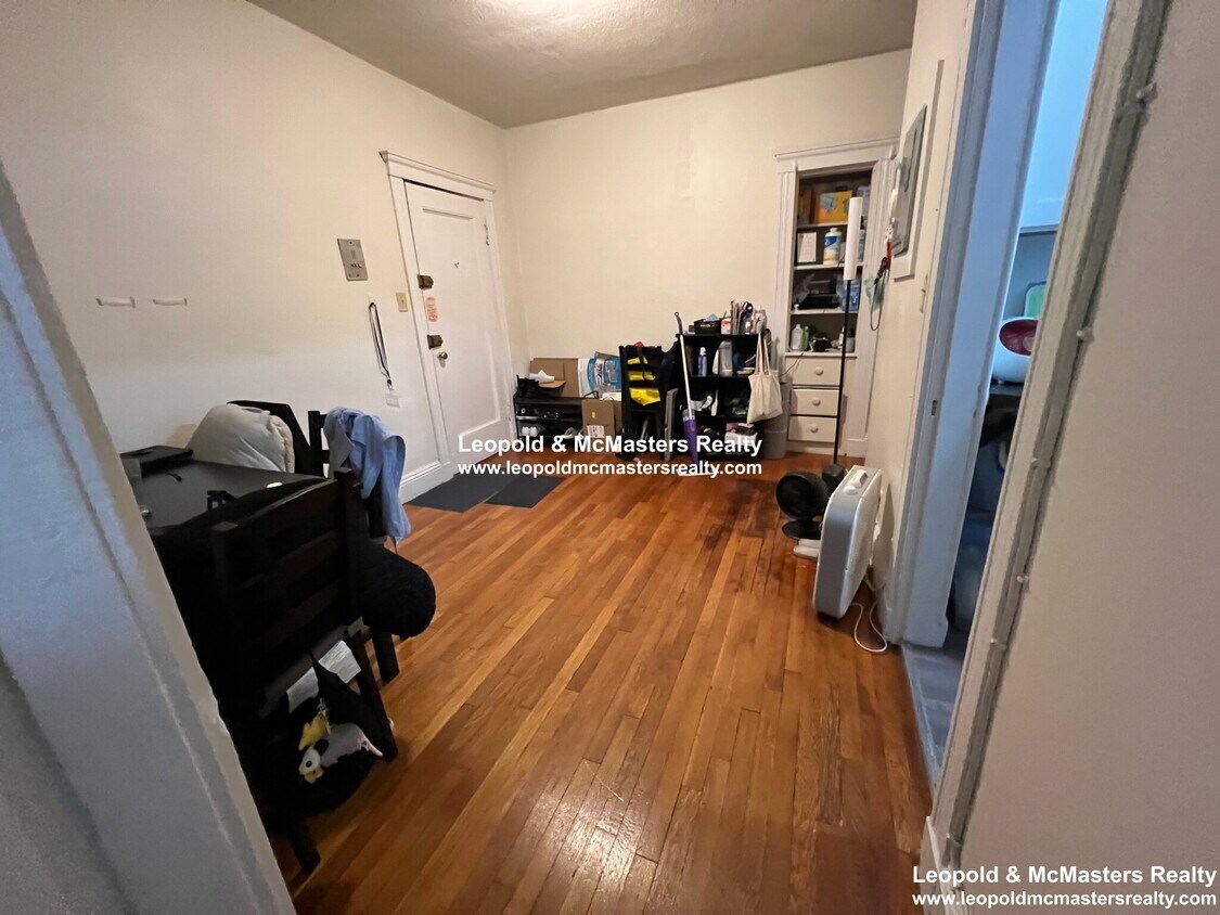 Primary Photo - 113 Washington St