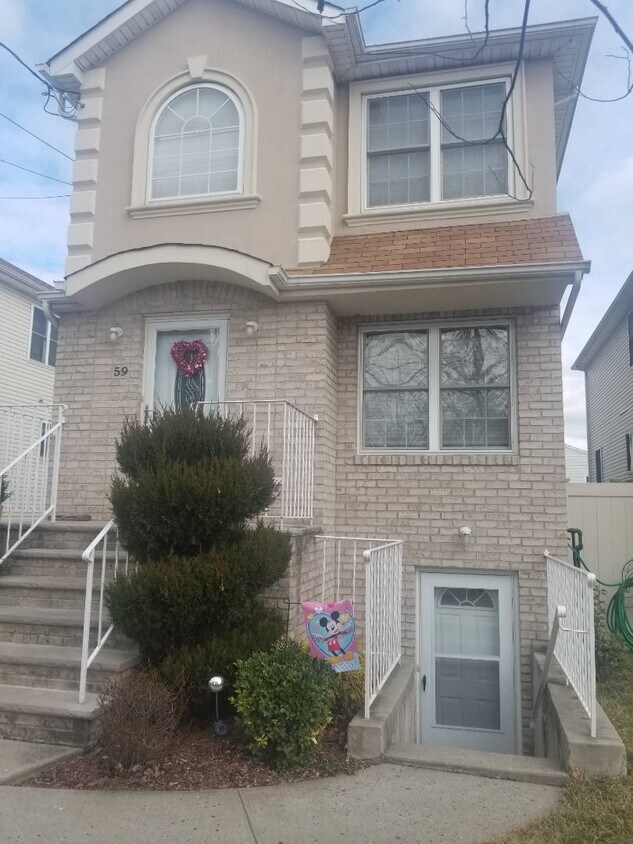 Primary Photo - 59 Jefferson Ave