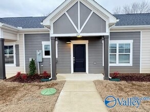 Building Photo - 132 Foster Wy Dr