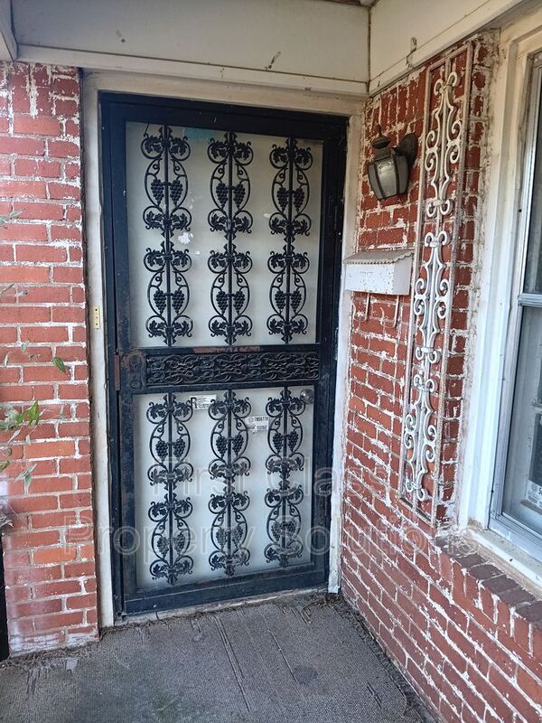 Foto del edificio - 2200 Hardin Dr