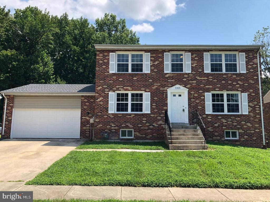 Foto principal - 5905 Sylvia Ct