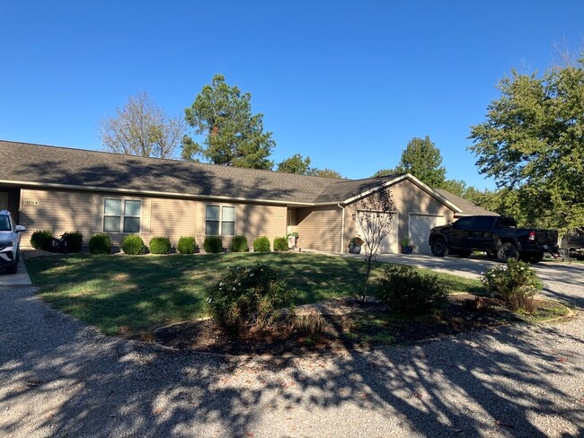 Building Photo - 15170 Fietsam Rd