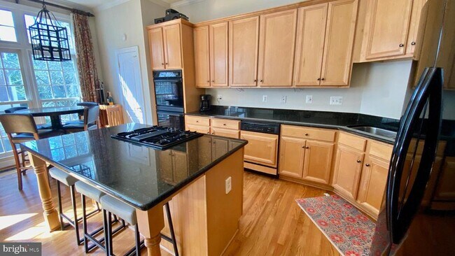 Foto del edificio - 7449 Carriage Hills Dr