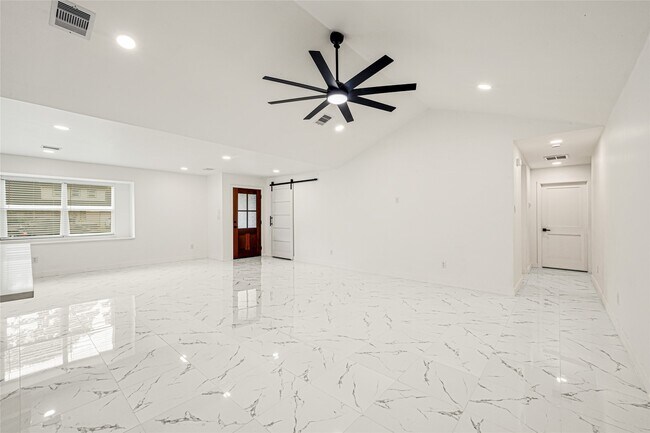 Building Photo - 11411 Sagehurst Ln