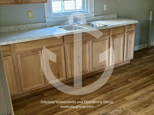 Foto del edificio - 505 W Harrison Ave