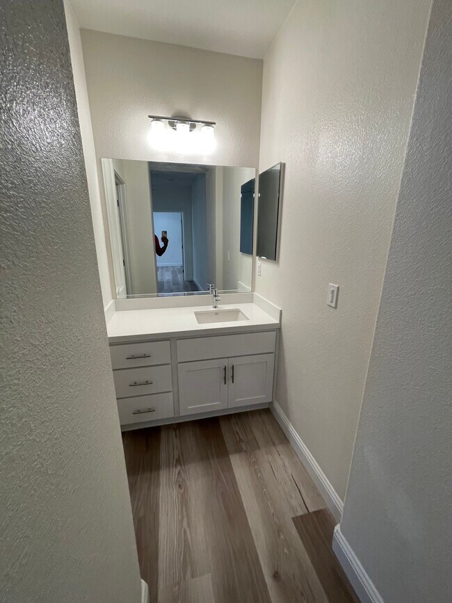 Bathroom - 3190 Paxton St
