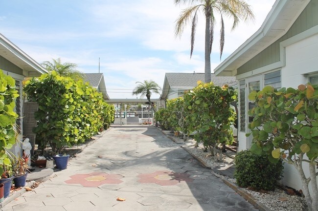  - 7999 Bayshore Dr