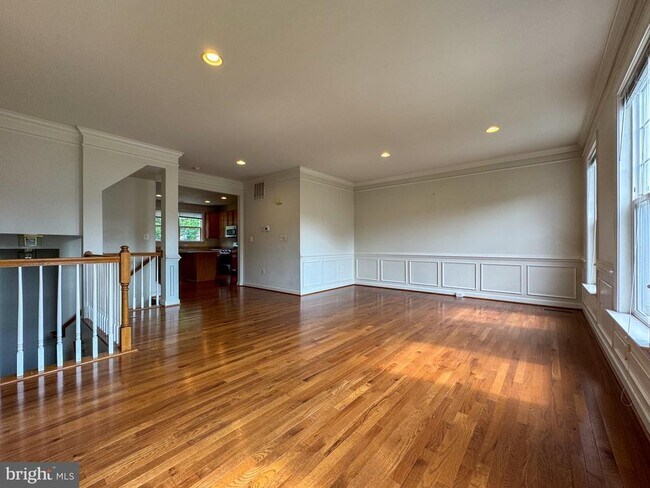 Building Photo - 8173 Glade Bank Dr