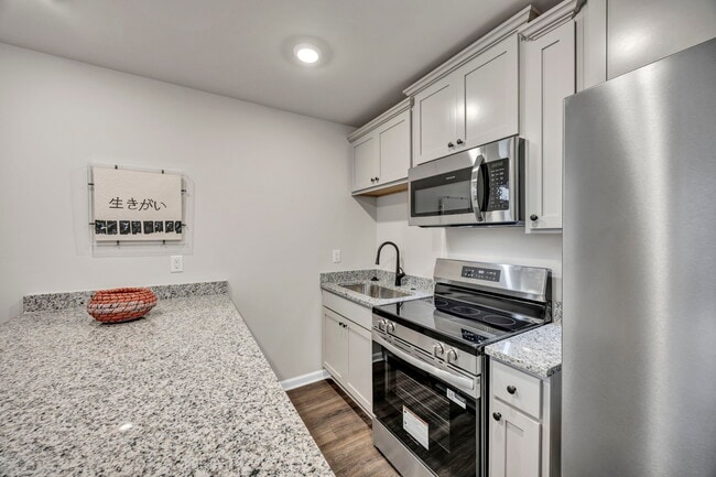 Building Photo - 1221 Pickens St