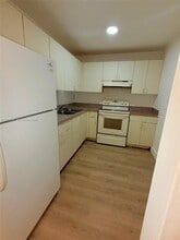 Building Photo - 5755 W 20th Ave