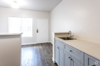 1BR, 1BA - 396SF - The Presidio Apartments