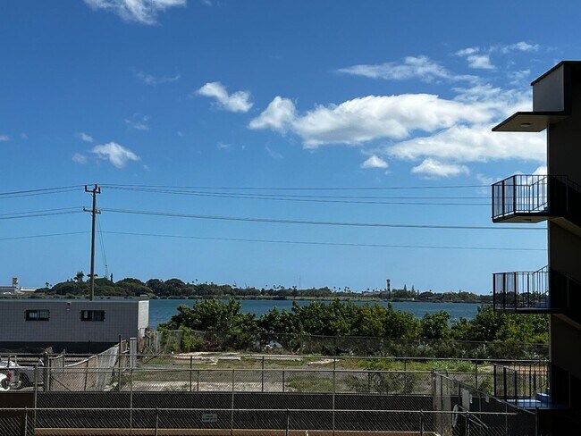 Foto del edificio - Pearl Manor Apts/2BD/1BA/1PK