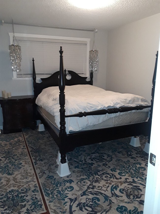 Building Photo - 14800 SE 272nd St