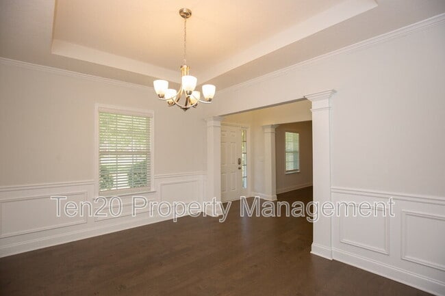 Foto del edificio - 7794 Garrett Rd