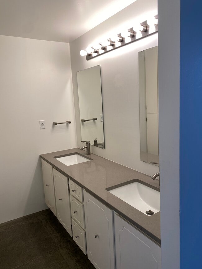 Foto del edificio - 1500 SW 5th Ave