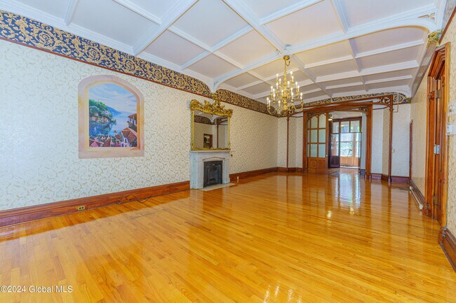 Foto del edificio - 10 Madison Pl