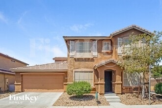 Building Photo - 5333 N Carlsbad Heights St