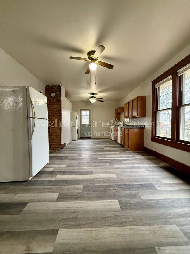 Foto del edificio - 530 W Orchard Dr