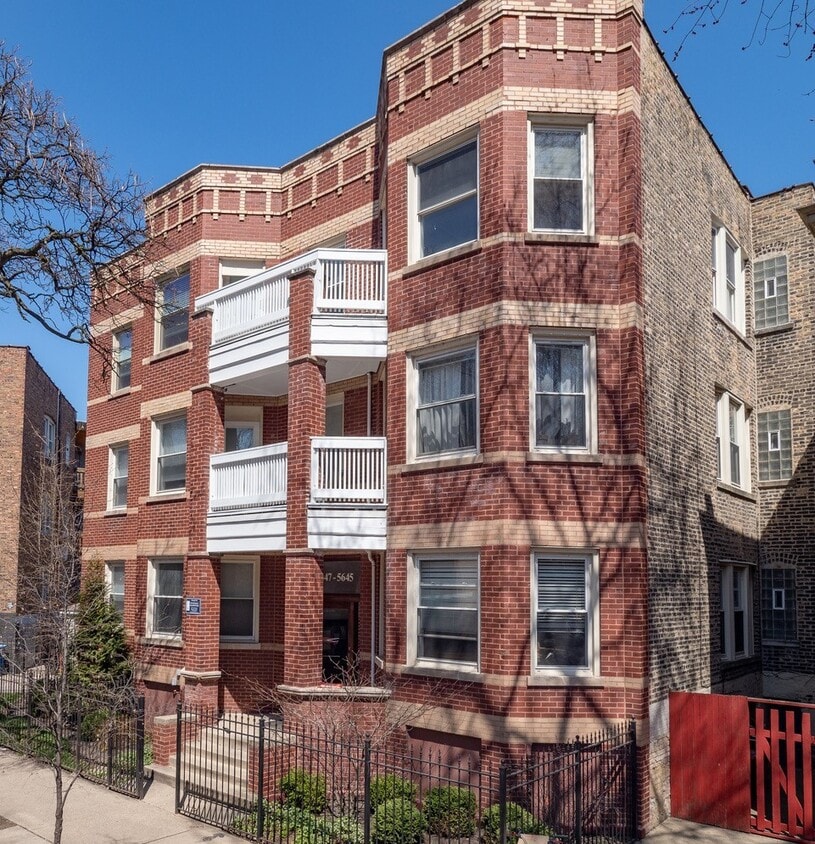 Primary Photo - 5647 N Wayne Ave