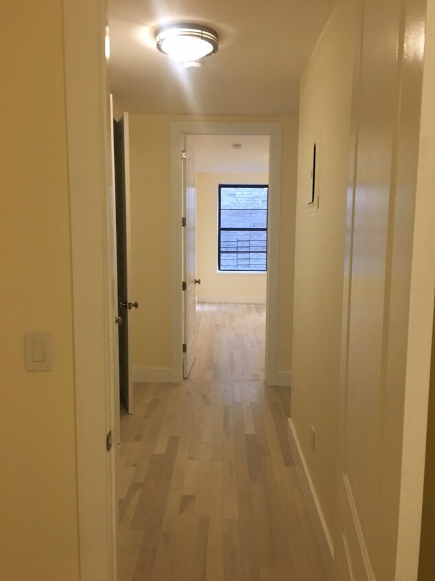 Foto principal - 1802 Beverley Rd