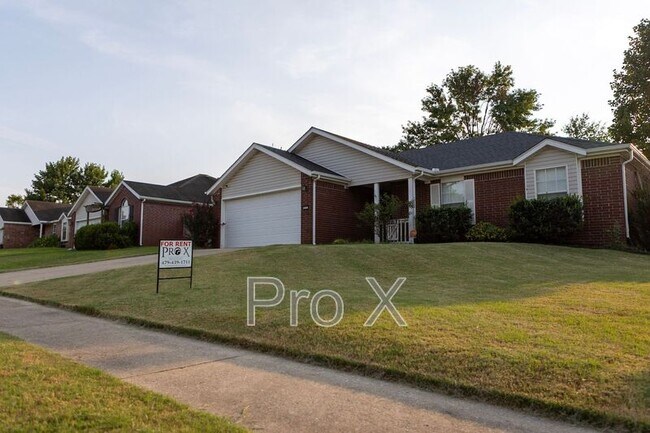 Foto del edificio - 833 S Eastview Dr