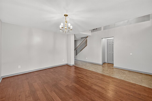Building Photo - 14762 Country Rose Ln