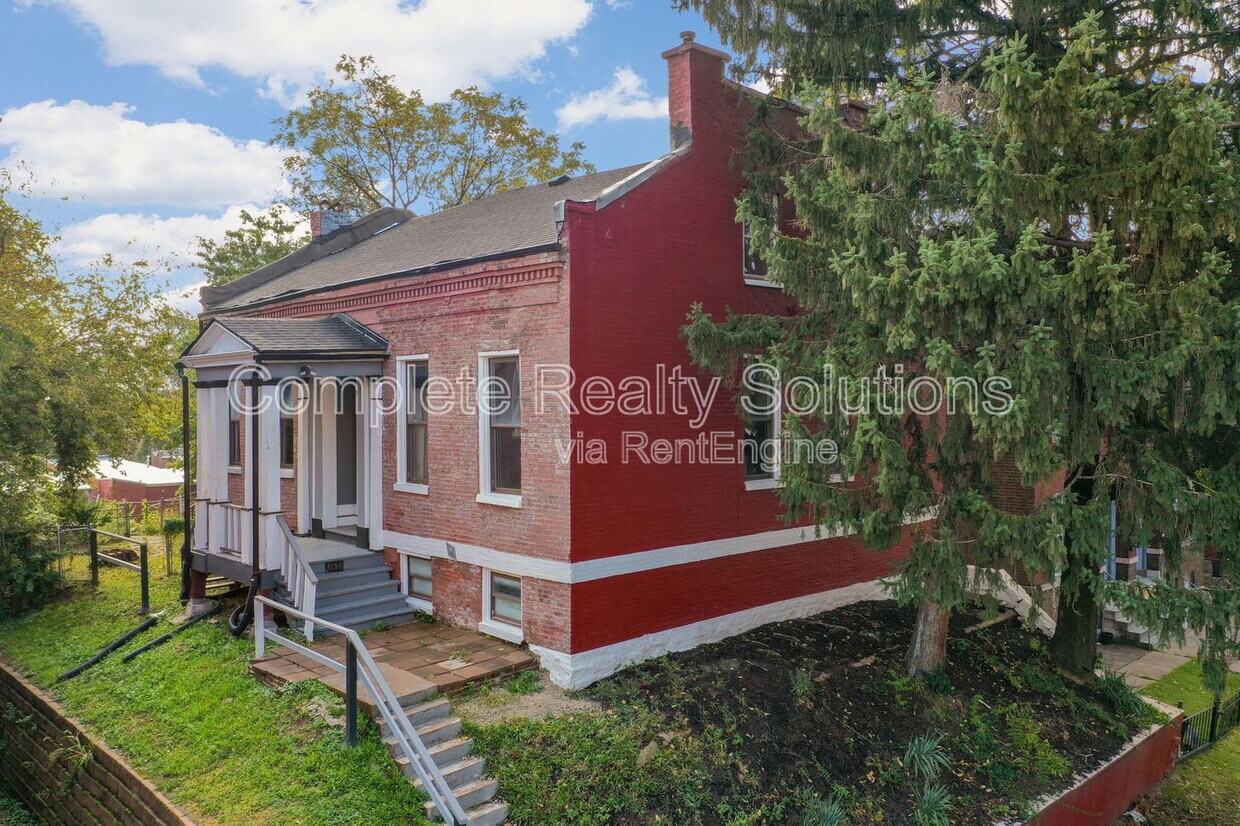 Foto principal - 3158 Oregon Ave