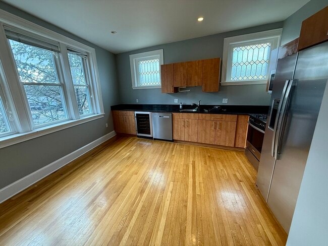 Foto del edificio - 1607 Commonwealth Ave