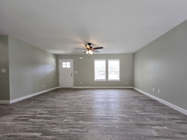 Foto del edificio - 106 Perth Dr