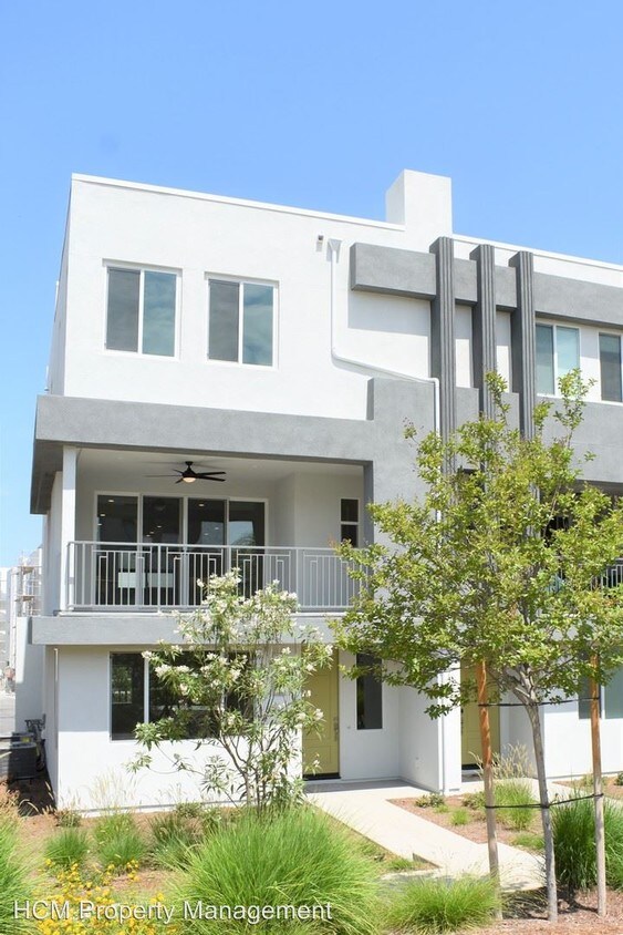 Primary Photo - 4 br, 3.5 bath House - 737 Beacon