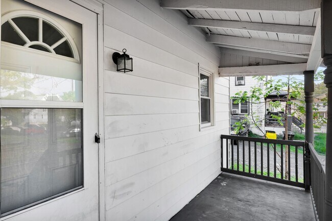 Foto del edificio - 3200 Flint Hill Rd
