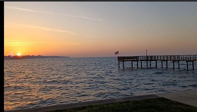 Foto del edificio - 7100 Sunshine Skyway Ln S