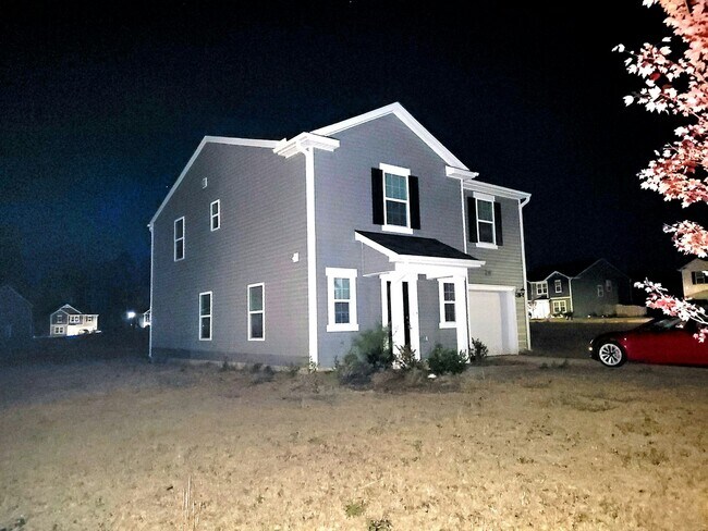 Foto del edificio - 285 Riley Wy