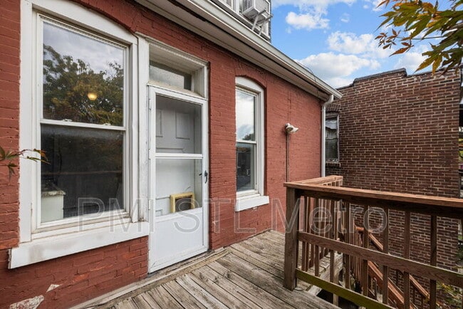Building Photo - 4036 Flad Ave