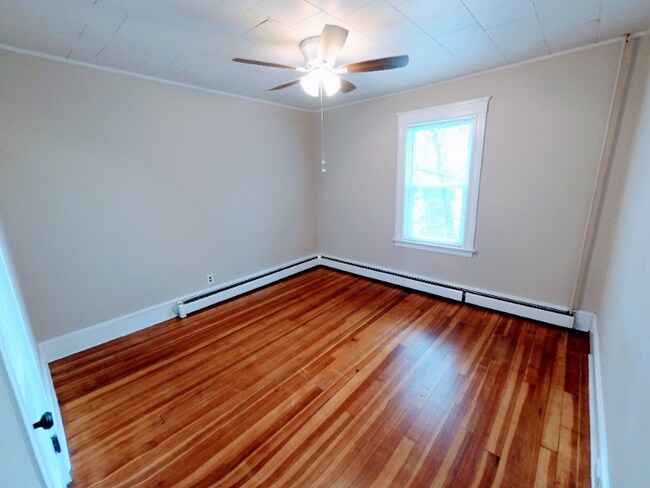 Foto del edificio - 862-864-864 Riverside Dr