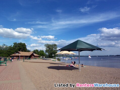 Building Photo - 11315 12th Ave N