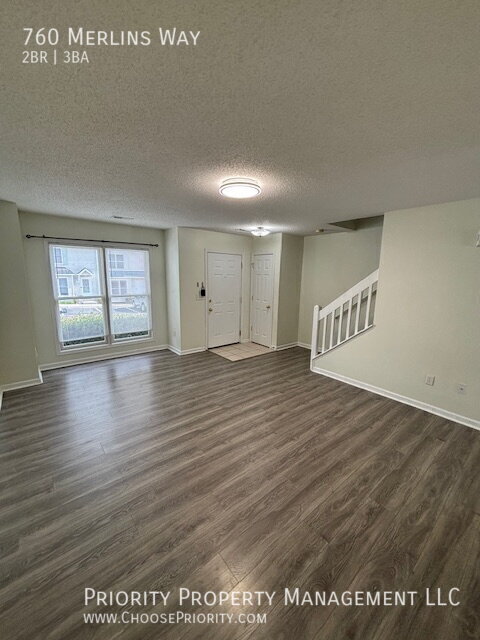 Foto del edificio - 760 Merlins Way