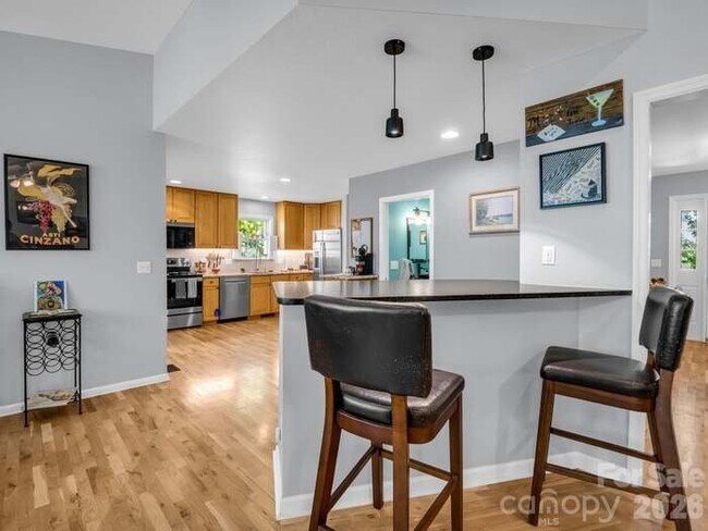 Foto del edificio - 179 Kingfisher Ln