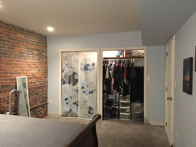 Dormitorio 01 - 1895 Beacon St