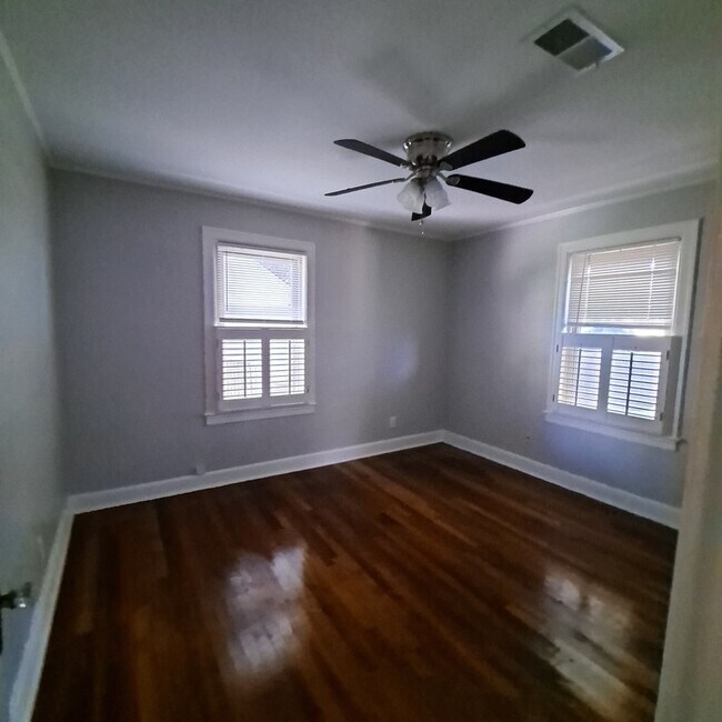 Building Photo - 3763 Marion Ave