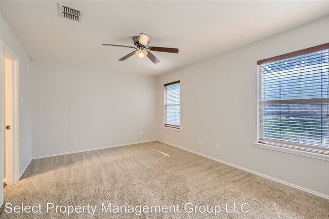 Building Photo - 3 br, 2 bath House - 427 Cardinal Way