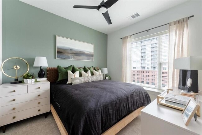 Building Photo - 665 Auburn Ave NE