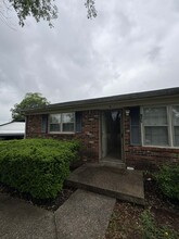 Building Photo - 2119 Rock Creek Dr