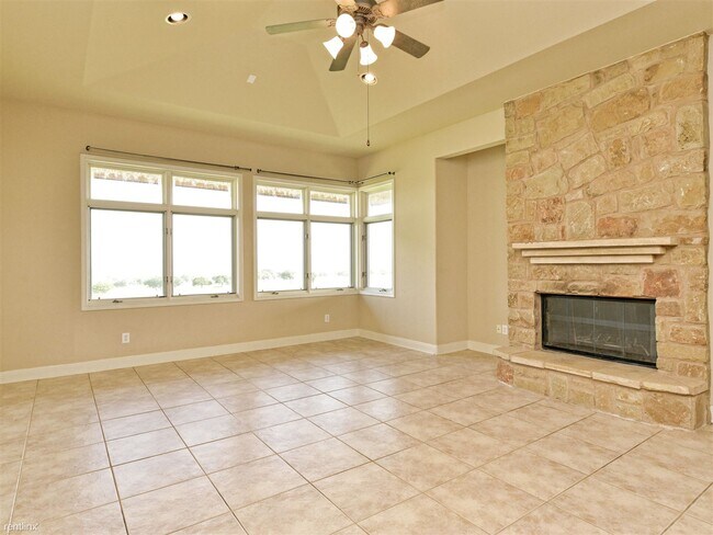 Building Photo - 1 br, 1.5 bath Condo - 1908 Kahala Sunset ...