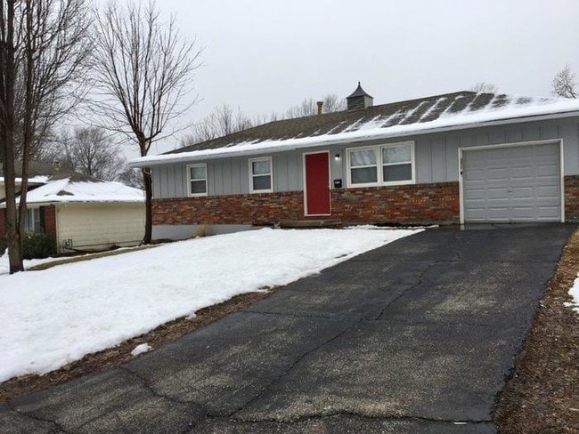 Building Photo - 3612 Randall Dr