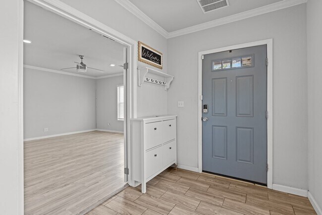 Foto del edificio - 6309 S County Rd 1165