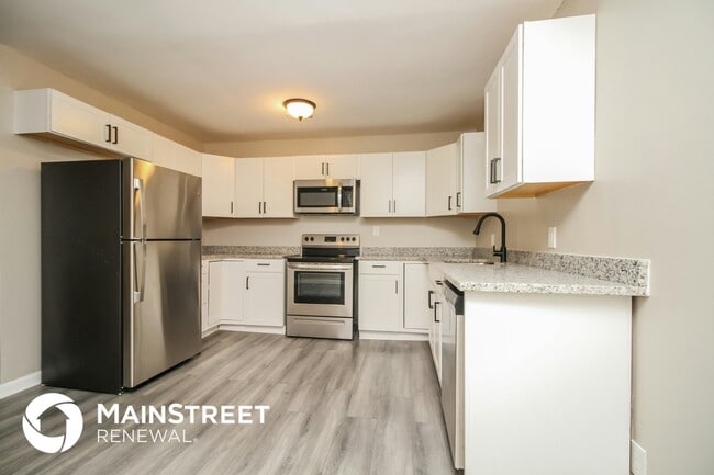 Foto del edificio - 241 Warrior Rd